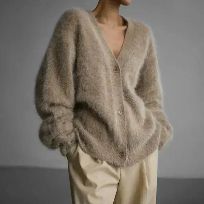 Lotte Women's Cashmere Sweater | Soft Touch, Oversized Fit 1
